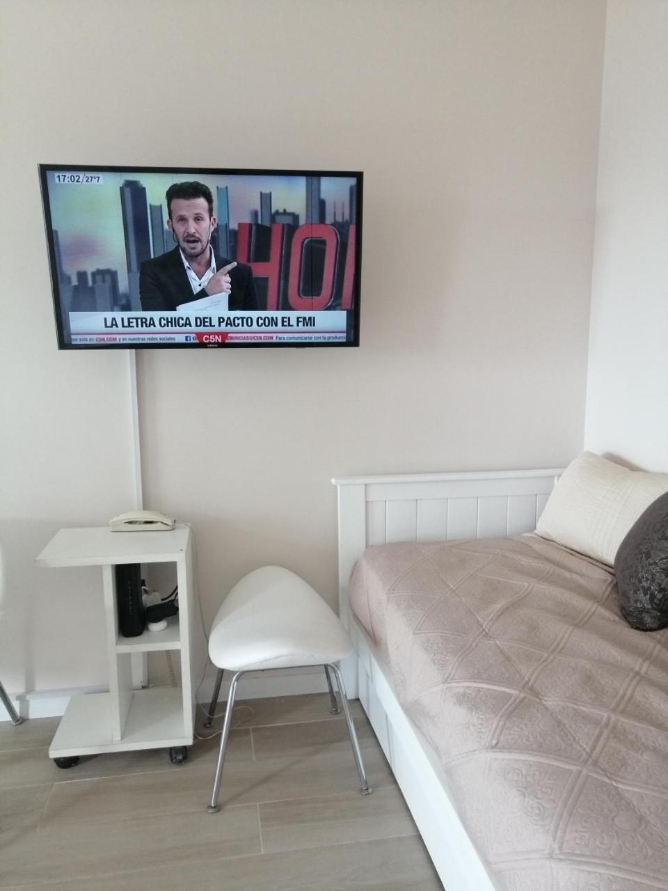 Petit Apartment En Avenida Belgrano Buenos Aires Dış mekan fotoğraf